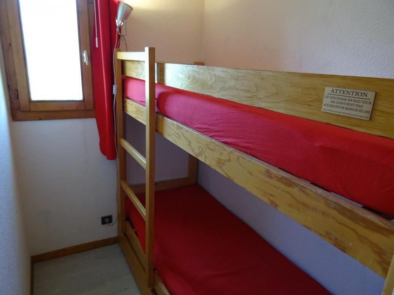 Rent in ski resort Studio cabin 4 people (205) - Résidence Michailles - Peisey-Vallandry - Bedroom