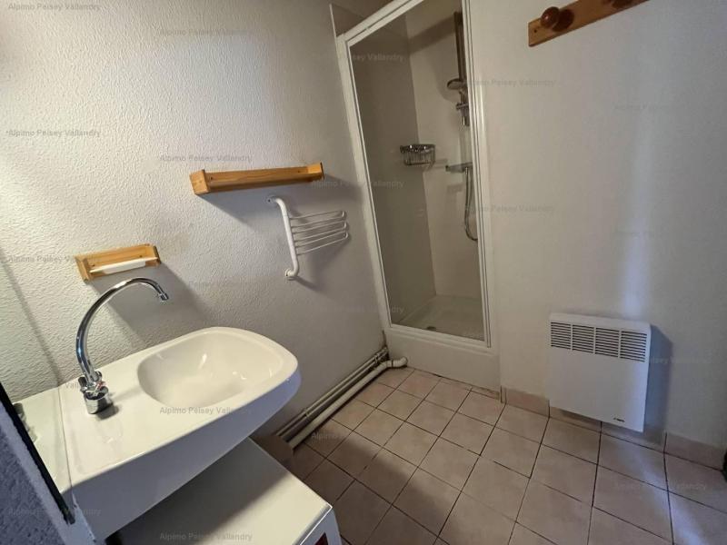 Rent in ski resort 3 room duplex apartment sleeping corner 8 people (47115) - Résidence Petite Ourse - Peisey-Vallandry - Shower room