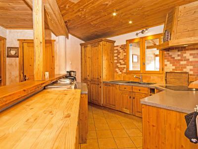 Rent in ski resort Chalet Balcon du Paradis - Peisey-Vallandry - Kitchen