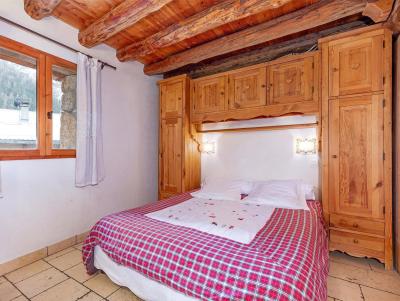 Rent in ski resort Chalet Coeur du Paradis - Peisey-Vallandry - Bedroom