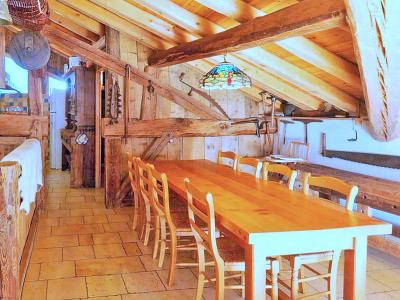 Rent in ski resort Chalet Coeur du Paradis - Peisey-Vallandry - Dining area