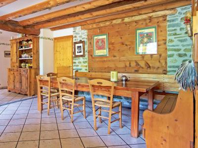 Rent in ski resort Chalet de Claude - Peisey-Vallandry - Living room