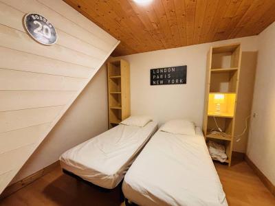 Wynajem na narty Apartament triplex 4 pokojowy 6 osób (AEC309) - La Résidence Arc en Ciel - Peisey-Vallandry - Pokój