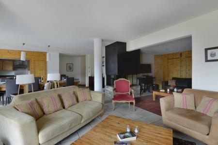 Rent in ski resort 7 room chalet 15 people - Les Chalets des Deux Domaines - Peisey-Vallandry - Living room