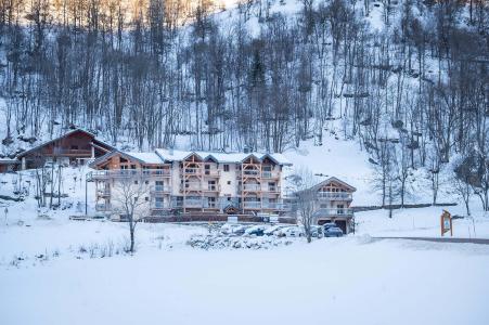 Rent in ski resort Résidence Chalet Les Amis - Peisey-Vallandry - Winter outside