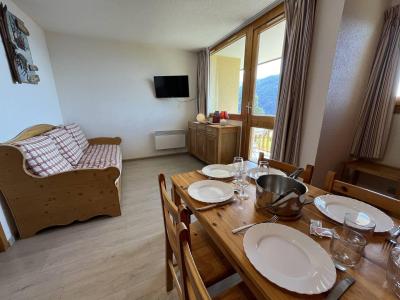 Rent in ski resort Studio sleeping corner 4 people (0213) - Résidence de l'Aigle - Peisey-Vallandry