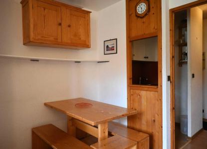 Rent in ski resort Studio cabin 4 people (419) - Résidence Michailles - Peisey-Vallandry - Living room