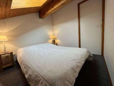 Rent in ski resort 3 room duplex apartment cabin 8 people (4716) - Résidence Petite Ourse - Peisey-Vallandry - Bedroom