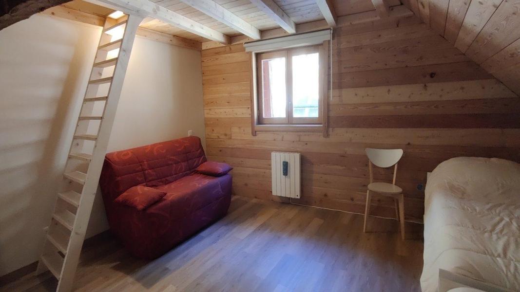 Rent in ski resort 6 room duplex chalet 16 people (LE REFUGE DE LULU) - Chalet 16 Personnes - Pelvoux - Bedroom