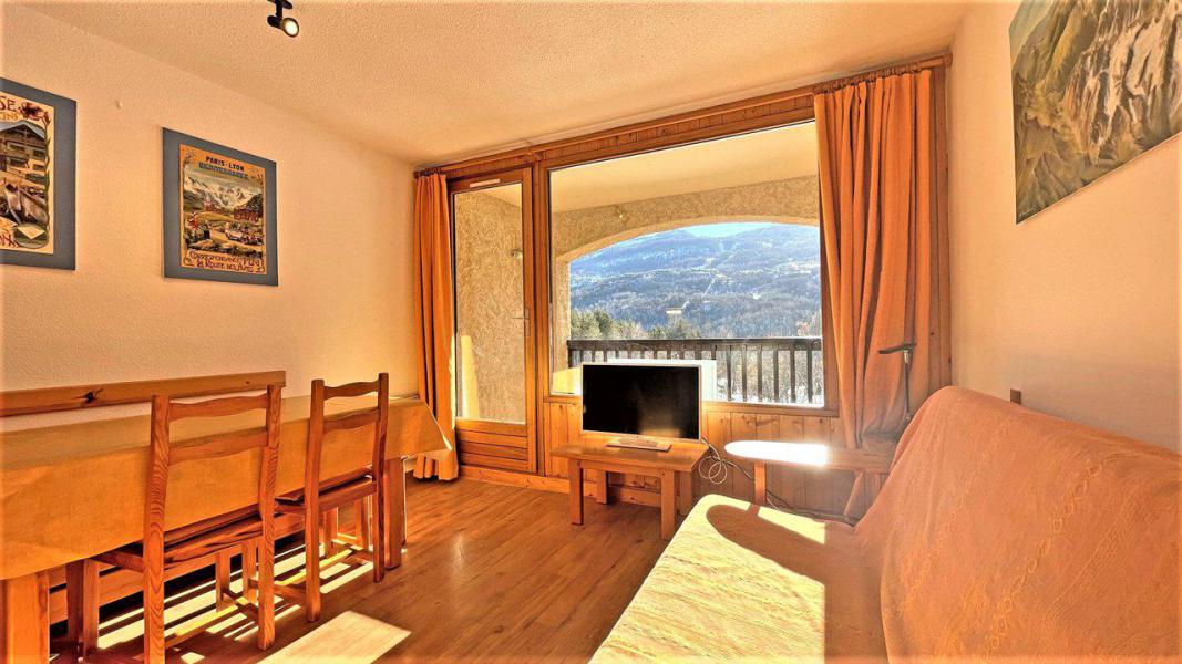 Rent in ski resort Studio sleeping corner 4 people (A7) - Résidence Cytises - Pelvoux - Living room