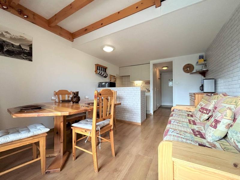 Rent in ski resort 3 room duplex apartment 6 people (ANEM26) - Résidence les Anémones - Pelvoux - Apartment