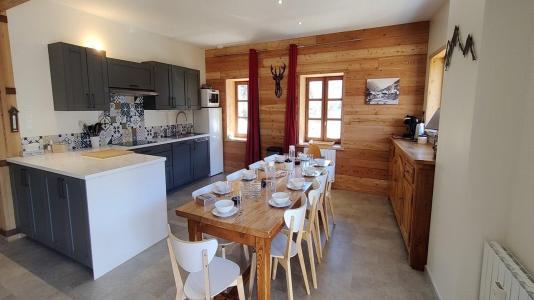 Rent in ski resort 6 room duplex chalet 16 people (LE REFUGE DE LULU) - Chalet 16 Personnes - Pelvoux - Kitchen