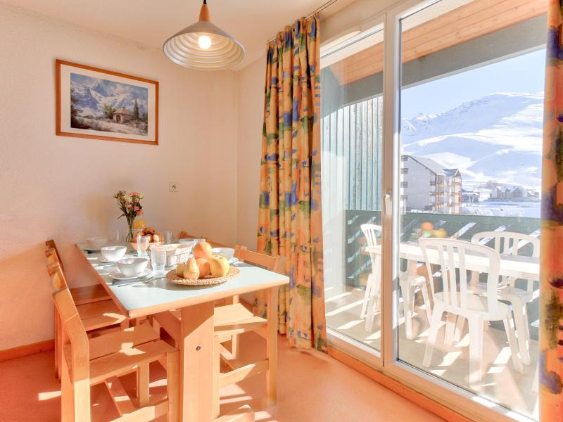 Rent in ski resort 3 room apartment 6 people - La Résidence Les Balcons du Soleil - Peyragudes - Dining area