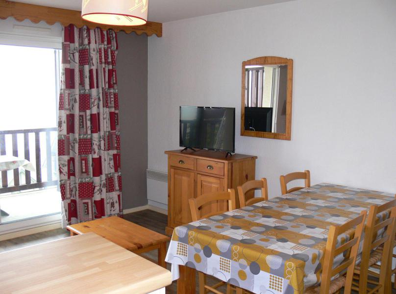 Rent in ski resort 3 room apartment sleeping corner 8 people (B10) - Les Hauts de Peyragudes - Peyragudes - Living room