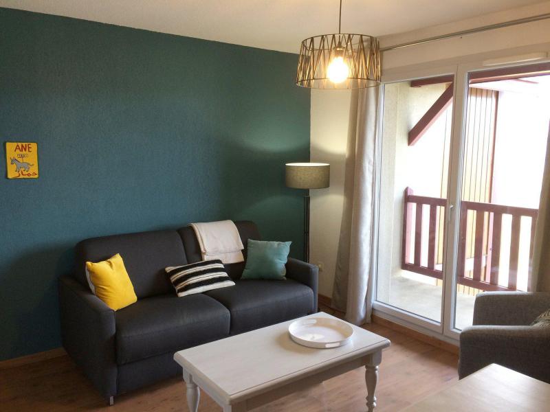 Rent in ski resort 2 room apartment 4 people (5) - Résidence le Hameau de Balestas - Peyragudes - Living room