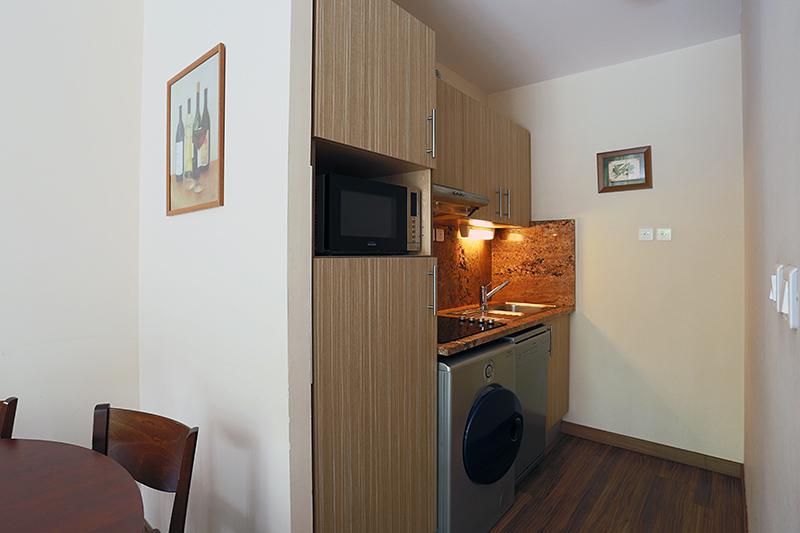 Rent in ski resort 3 room apartment 6 people (02) - Résidence le Sérias - Peyragudes - Kitchen