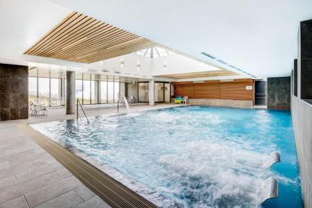 Location au ski Les Balcons de Peyresourde - Peyragudes - Piscine