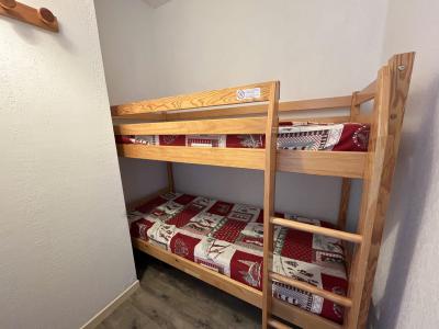 Rent in ski resort 2 room apartment sleeping corner 6 people (A1) - Les Hauts de Peyragudes - Peyragudes - Bunk beds