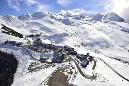 Rent in ski resort Studio cabin 4 people (54B) - Résidence les Balcons du Soleil - Peyragudes - Winter outside