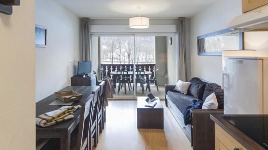 Ski verhuur Résidence les Jardins de Balnéa - Peyragudes - Woonkamer