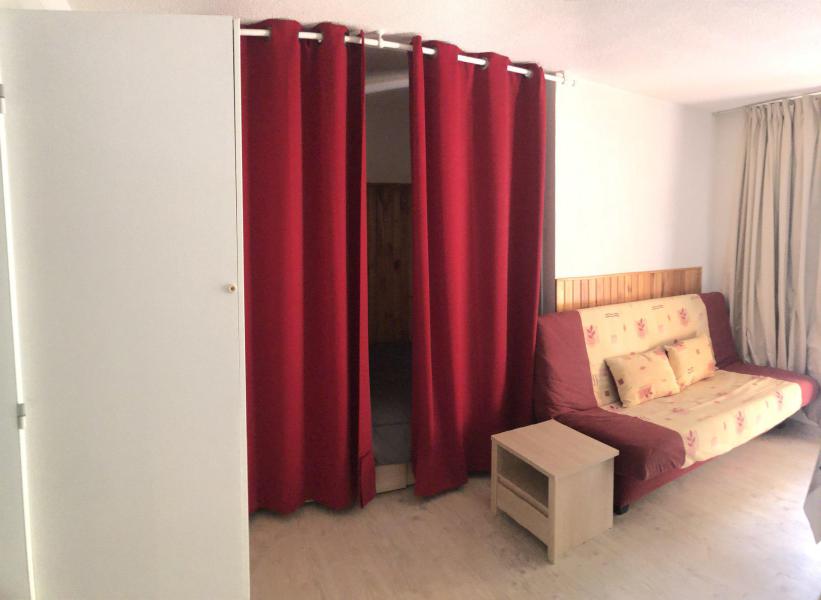 Rent in ski resort Studio sleeping corner 4 people (613) - Résidence le Christiana - Pra Loup - Living room