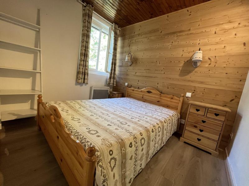 Rent in ski resort 2 room apartment 4 people (3) - Résidence Pas du Loup - Pra Loup - Bedroom