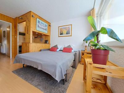 Rent in ski resort Studio cabin 4 people (219) - Résidence Chaumont II - Pra Loup - Living room