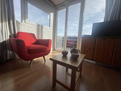 Rent in ski resort Studio sleeping corner 4 people (403) - Résidence Chenonceau II - Pra Loup - Living room