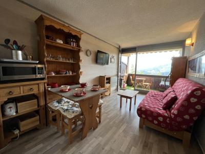 Rent in ski resort Studio sleeping corner 4 people (105) - Résidence l'Arribau - Pra Loup - Living room