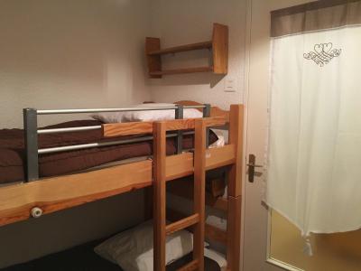 Rent in ski resort 2 room apartment sleeping corner 4 people (318) - Résidence les Marmottes Bleues - Pra Loup - Bedroom