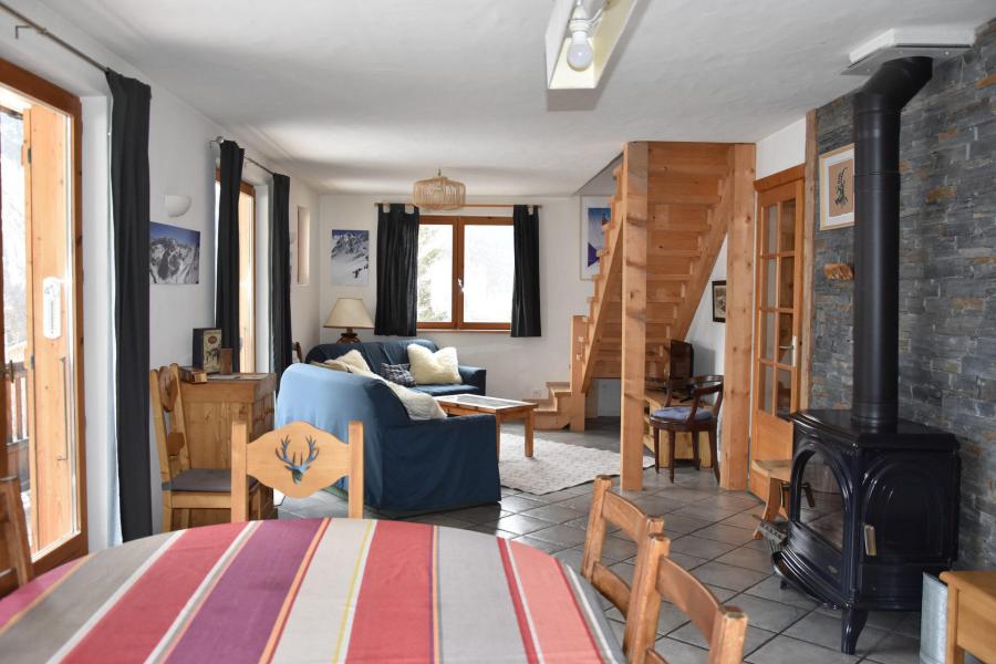 Rent in ski resort 5 room duplex chalet 8 people - Chalet Bas de Chavière - Pralognan-la-Vanoise - Living room
