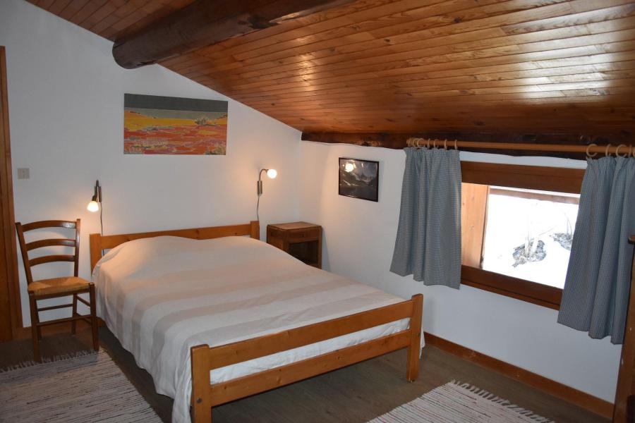 Rent in ski resort 7 room chalet 12 people - Chalet la B'Zeille - Pralognan-la-Vanoise - Bedroom