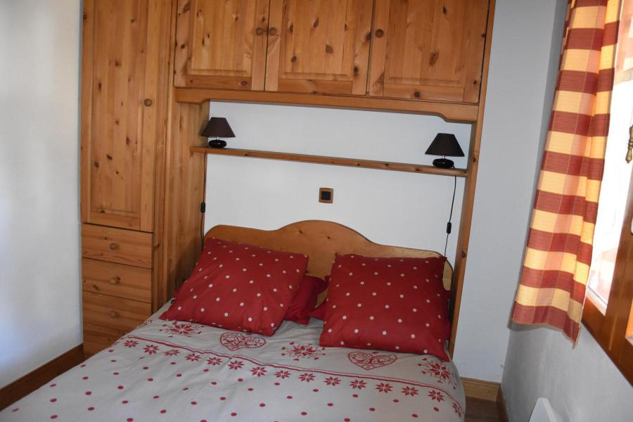 Rent in ski resort Studio 2 people - Chalet le 42 - Pralognan-la-Vanoise - Bedroom