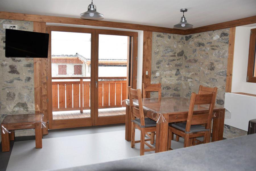 Аренда на лыжном курорте Апартаменты 2 комнат 4 чел. (2) - Chalet Lou Fenatchu - Pralognan-la-Vanoise - Салон