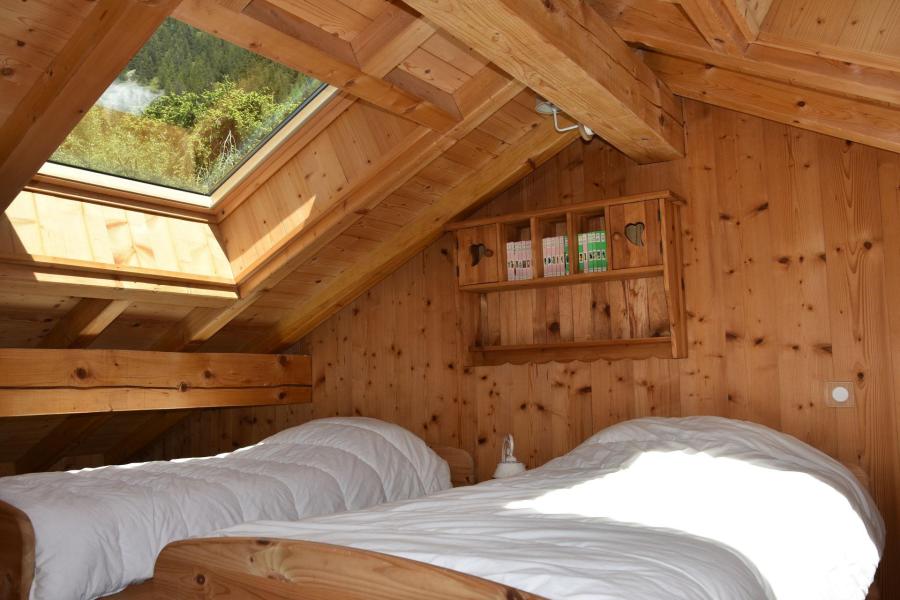 Rent in ski resort 3 room mezzanine chalet 6 people - Le Merlet - Pralognan-la-Vanoise - Bedroom