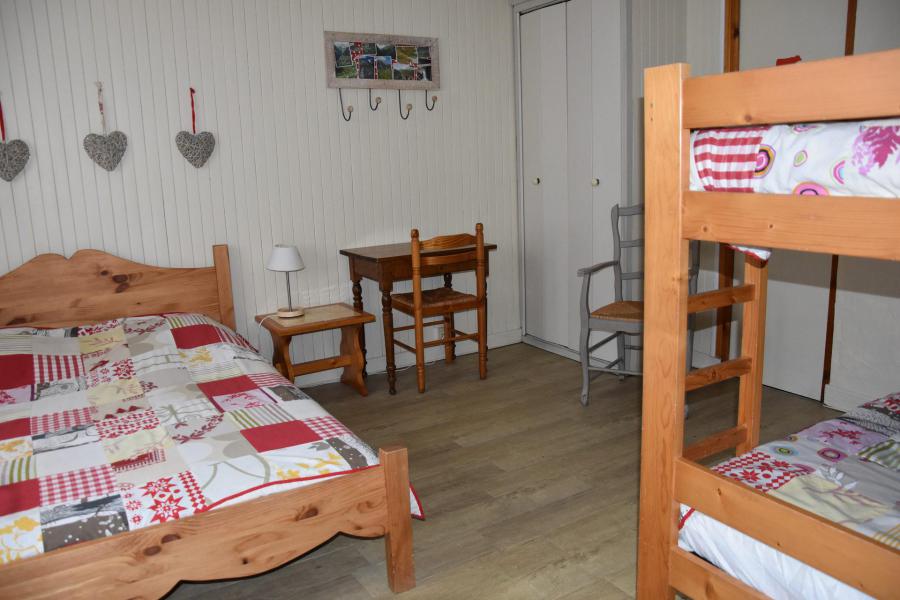 Rent in ski resort 3 room apartment 6 people - Maison les Galets - Pralognan-la-Vanoise - Bedroom
