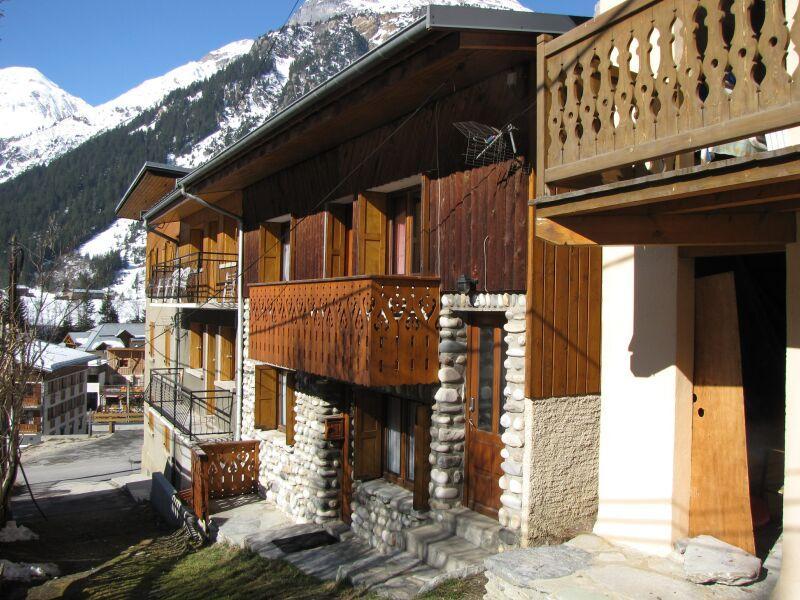 Rent in ski resort Maison les Galets - Pralognan-la-Vanoise - Winter outside