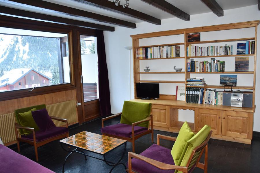 Wynajem na narty Apartament 3 pokojowy 6 osób (E3BIS) - Résidence Grand Marchet - Pralognan-la-Vanoise - Pokój gościnny