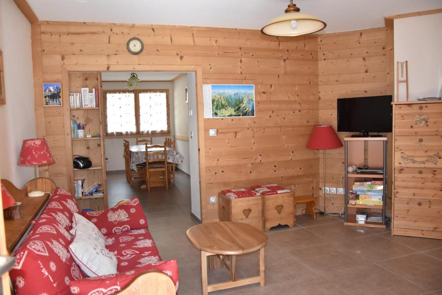 Rent in ski resort 3 room apartment 6 people (AIGAOUT03) - Résidence l'Aiguille d'Août - Pralognan-la-Vanoise - Living room