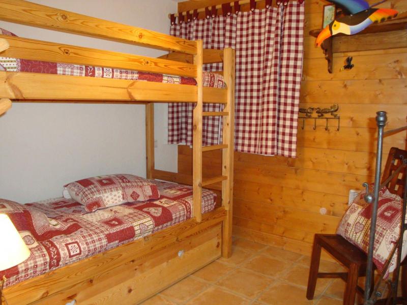 Rent in ski resort 3 room apartment 4 people (9) - Résidence la Ferme de Pralognan - Pralognan-la-Vanoise - Bedroom