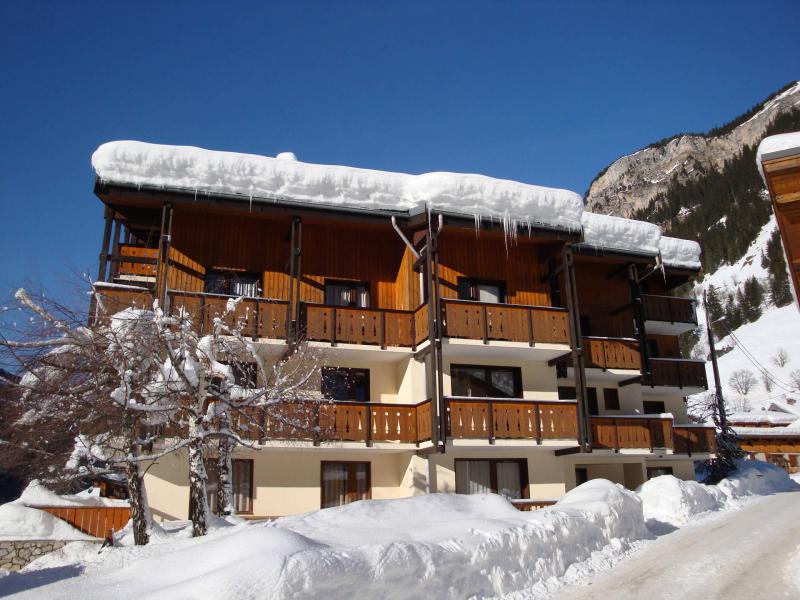 Rent in ski resort Résidence le Barioz - Pralognan-la-Vanoise - Winter outside