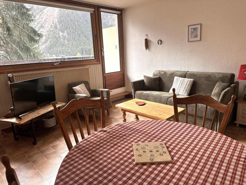 Rent in ski resort 3 room apartment 6 people (D2bis) - Résidence le Petit Marchet - Pralognan-la-Vanoise - Living room