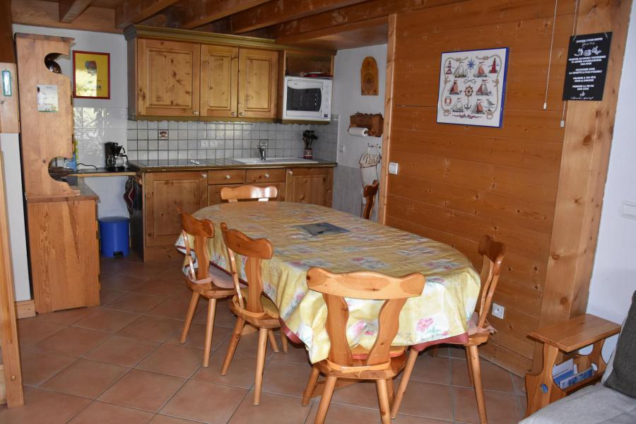 Skiverleih 4 Zimmer Maisonettewohnung für 6 Personen (18) - Résidence les Alpages de Pralognan A - Pralognan-la-Vanoise - Wohnzimmer