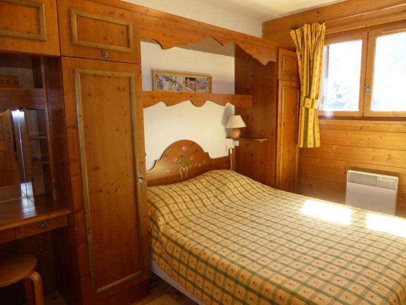Rent in ski resort 3 room apartment 4 people (3) - Résidence les Alpages de Pralognan C - Pralognan-la-Vanoise - Bedroom