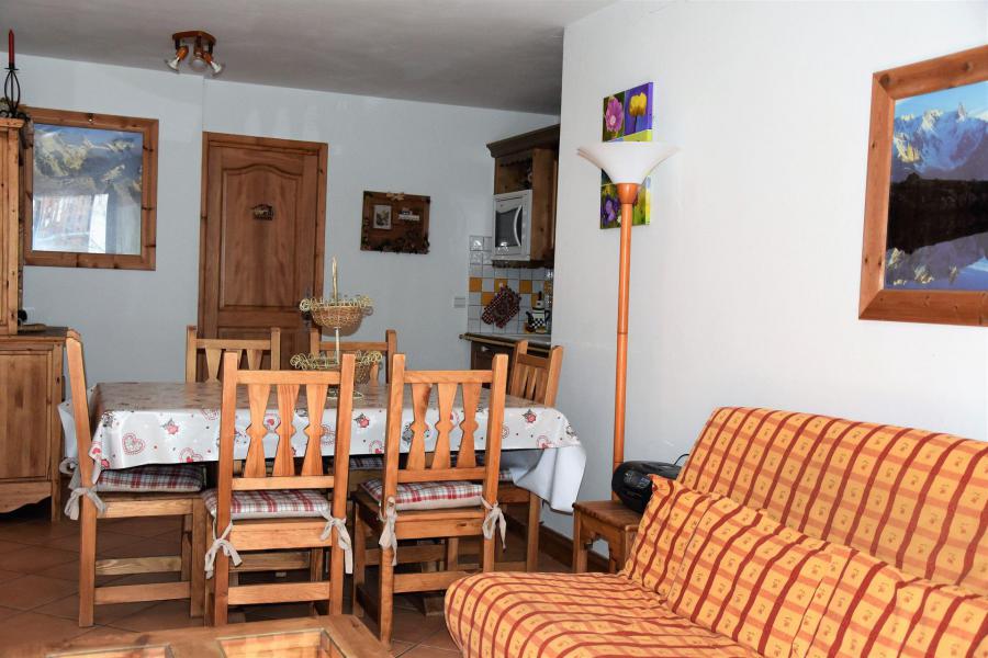 Skiverleih 3-Zimmer-Appartment für 6 Personen (9) - Résidence les Alpages de Pralognan F - Pralognan-la-Vanoise - Wohnzimmer