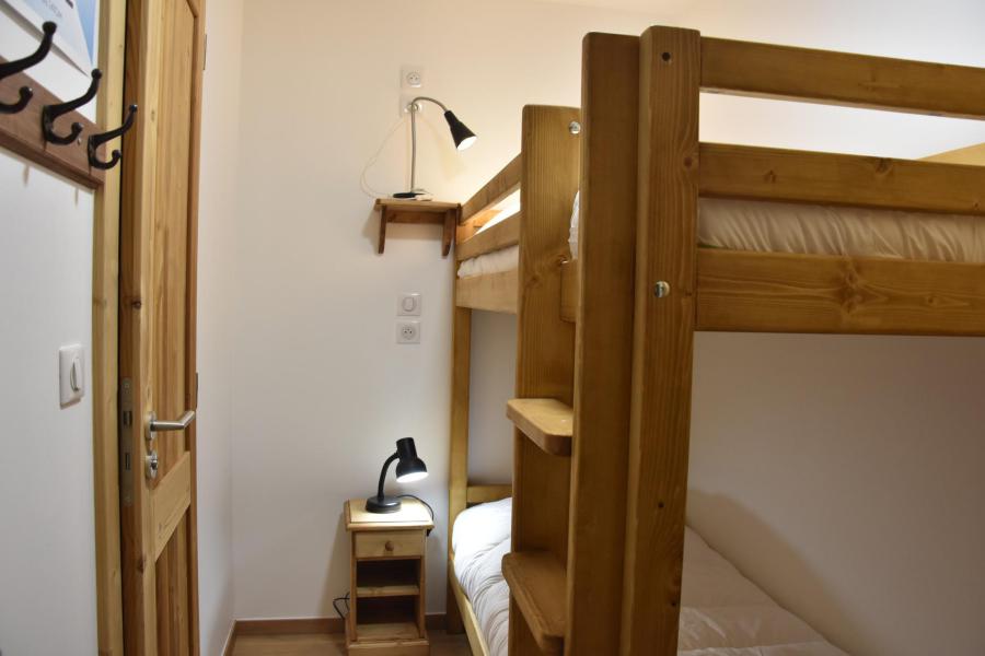 Skiverleih 4 Zimmer Maisonettewohnung für 6 Personen (9) - Résidence les Cristaux de la Vanoise - Pralognan-la-Vanoise - Schlafzimmer