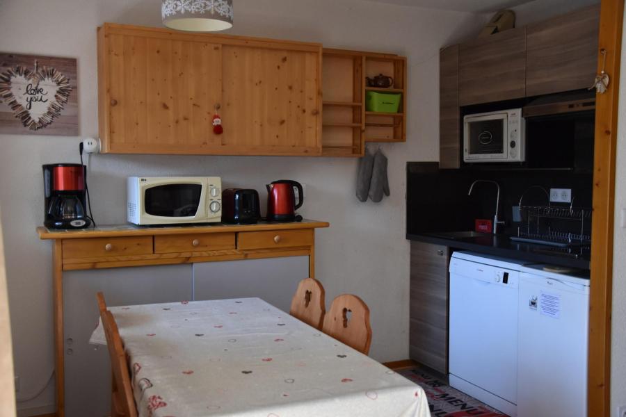 Rent in ski resort 3 room apartment 6 people (B6) - Résidence les Glaciers - Pralognan-la-Vanoise - Kitchen
