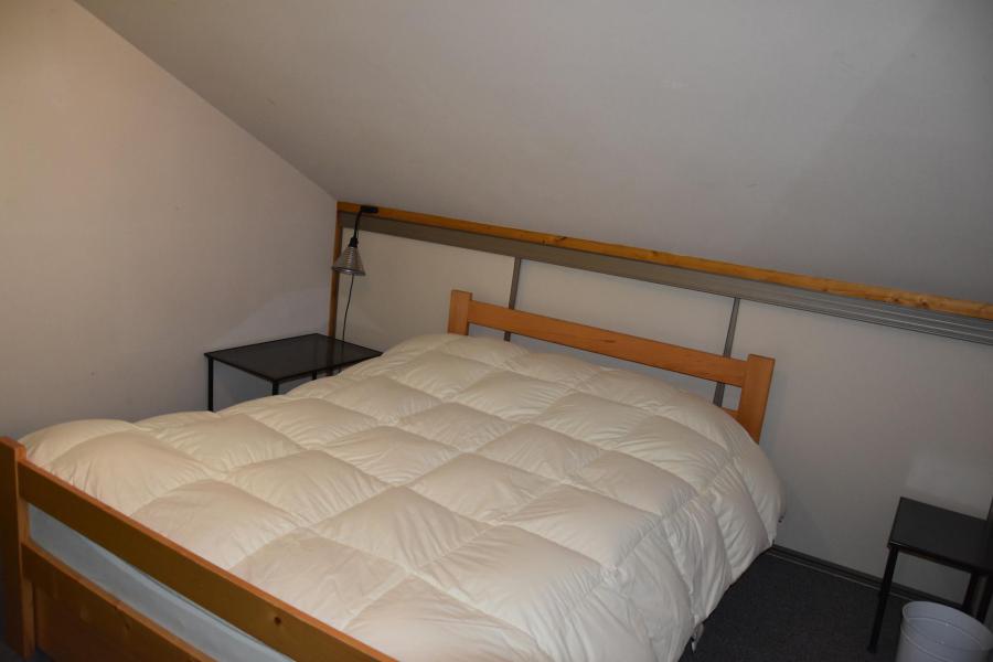 Rent in ski resort 4 room apartment 6 people (B10) - Résidence les Glaciers - Pralognan-la-Vanoise - Bedroom