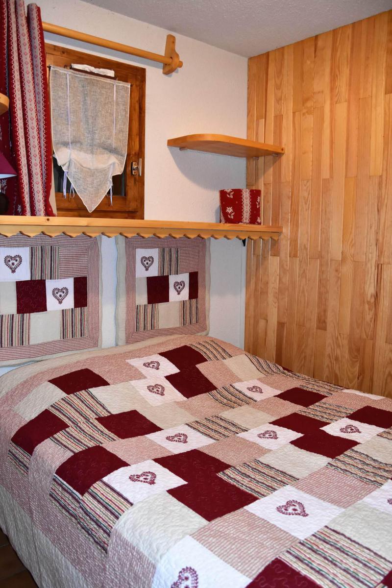 Rent in ski resort 2 room apartment 4 people (5C) - Résidence les Hameaux de la Vanoise - Pralognan-la-Vanoise - Bedroom