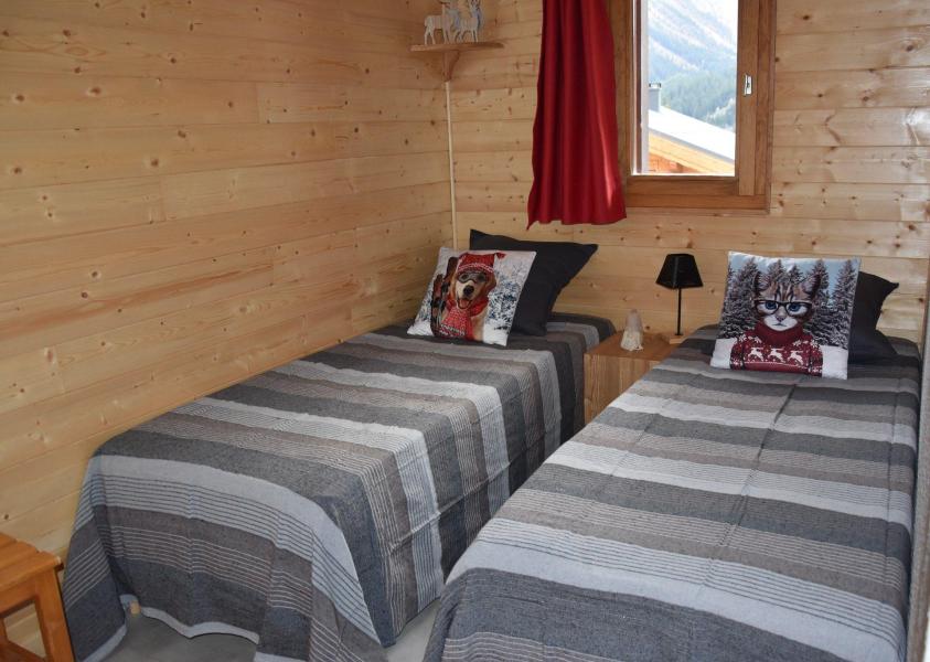 Rent in ski resort 2 room apartment 4 people (12) - Résidence les Murgers - Pralognan-la-Vanoise - Bedroom